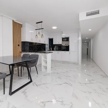 Lejlighed Modern Bergantin *