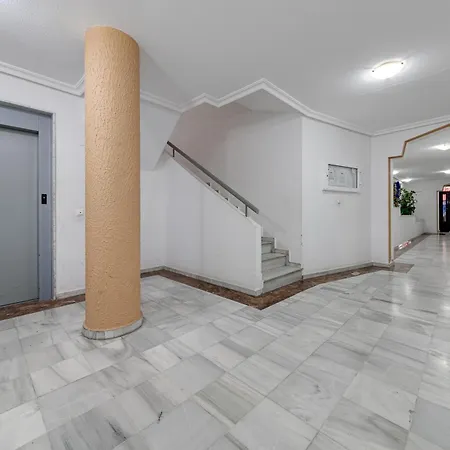 Modern Bergantin *